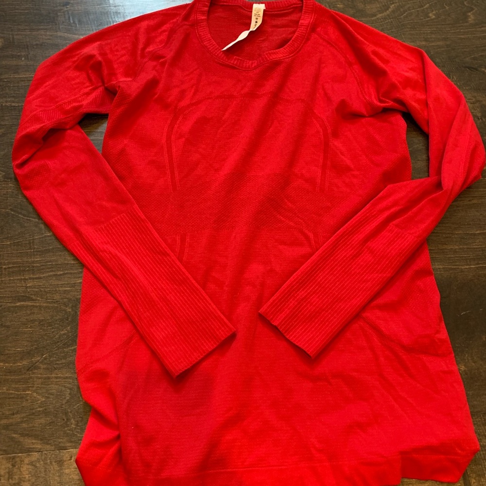 Lululemon Swiftly Tech long sleeve